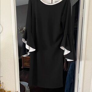 Shelby & Palmer Black Dress with White Flare Sleeves like new